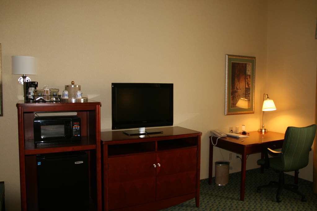 Hampton Inn & Suites El Paso West Room photo